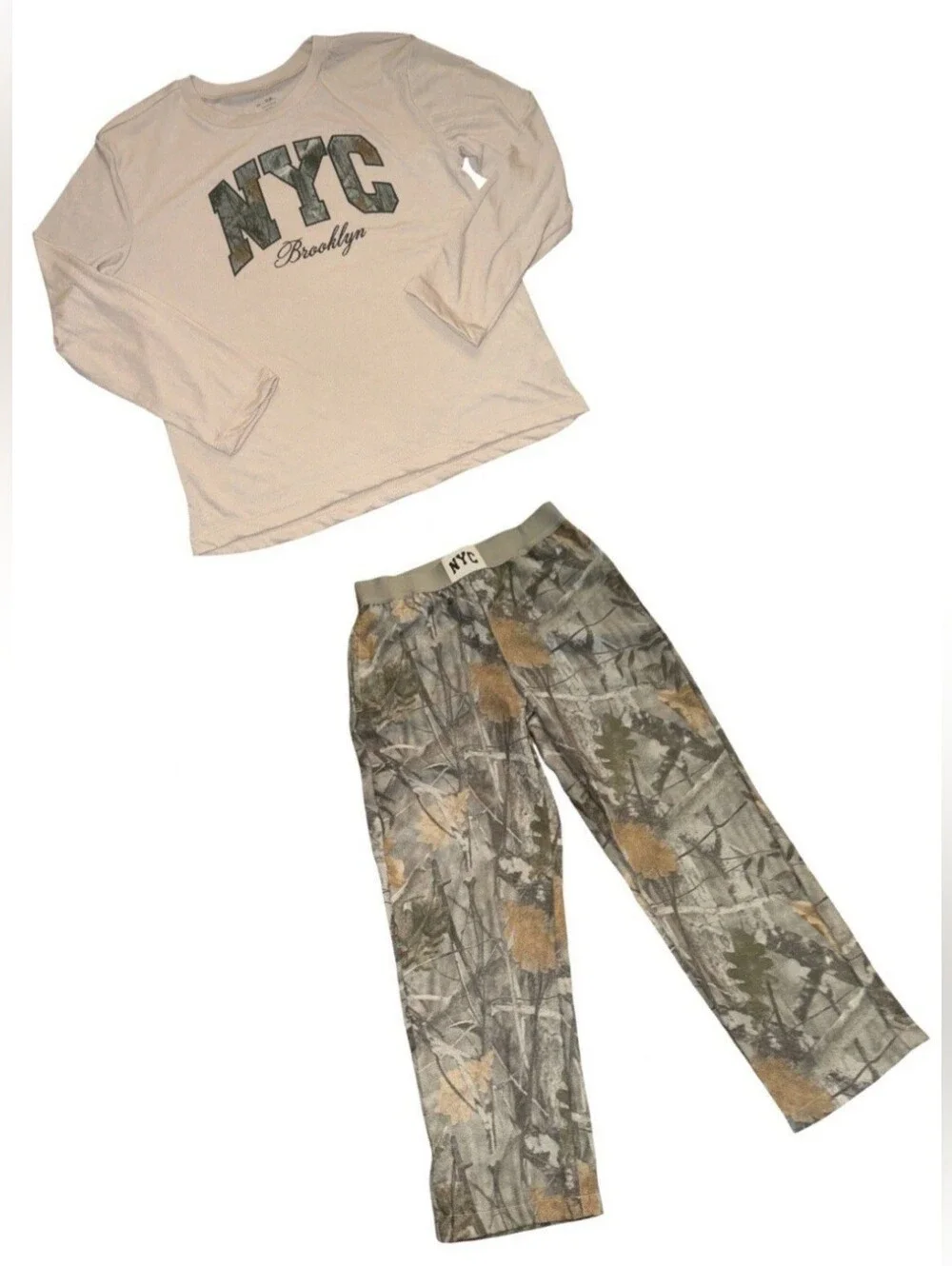 Grayson Threads Kids Boys' 2pc NYC Camouflage Long Sleeve Pajama Set - Beige M